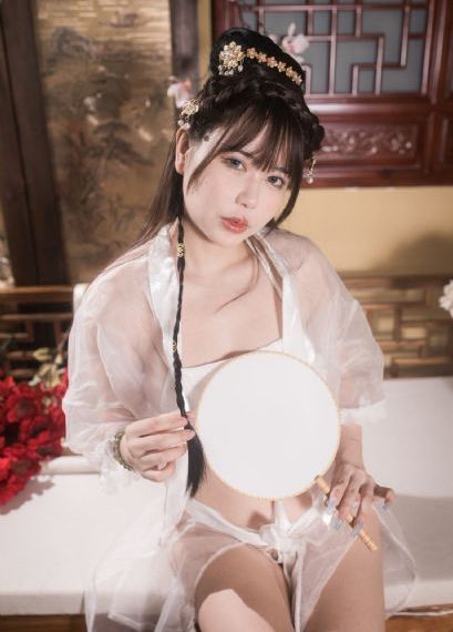 日韩一卡2卡3卡4卡老狼_超清完整版观看