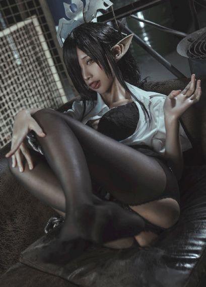 欧美人狗大战图片_超清在线播放